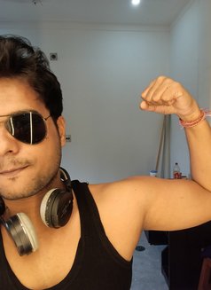 Aarav Sharma - Male escort in Mumbai Photo 3 of 8