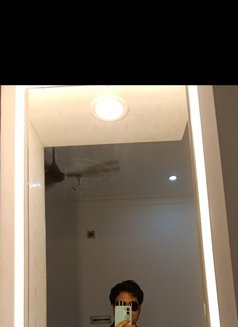 Aarav Sharma - Male escort in Mumbai Photo 5 of 8