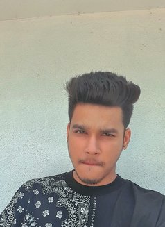 Rahul Mak - Male escort in Mumbai Photo 1 of 6