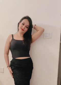 Aditi Real Meet and web cam - एस्कॉर्ट in Chennai Photo 1 of 4