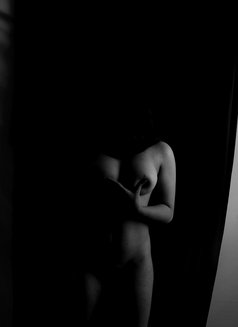 Diksha - एस्कॉर्ट in New Delhi Photo 4 of 4