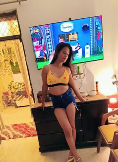 Meher Sharma - Transsexual escort in New Delhi Photo 2 of 14