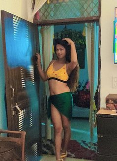 Meher Sharma - Transsexual escort in New Delhi Photo 7 of 14