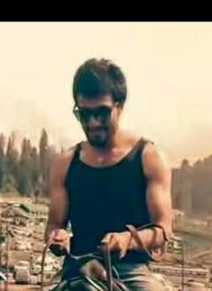 Mak Khan - Male மசாஜ் in New Delhi Photo 1 of 1