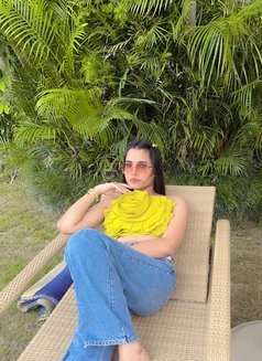 Mistress Daisy - এস্কর্ট in New Delhi Photo 9 of 10