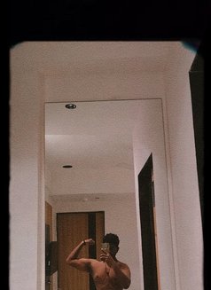 Ronny 27 - Male এস্কর্ট in Mumbai Photo 1 of 4