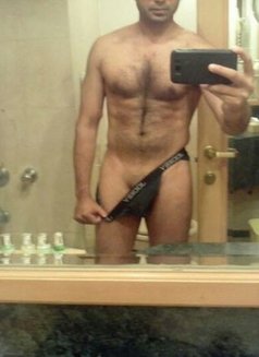 John Only 4 Females - Male मसाज in Mumbai Photo 1 of 4