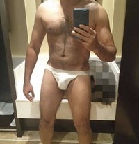 John Only 4 Females - Male मसाज in Mumbai