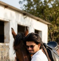 Johnny - Male এস্কর্ট in Ahmedabad