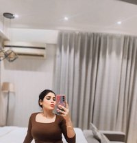 Russian Escort in Delhi - एस्कॉर्ट in New Delhi
