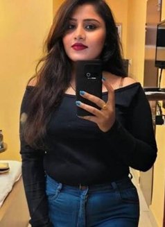 An Independent Housewife Escorts in Pune - एस्कॉर्ट in Pune Photo 1 of 1