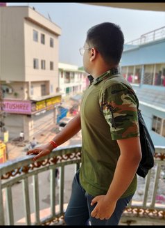 Manthan - Male escort in Kolkata Photo 5 of 6