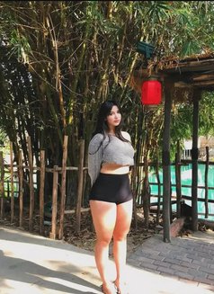 Amisha Escort Services - एस्कॉर्ट एजेंसी in New Delhi Photo 1 of 5