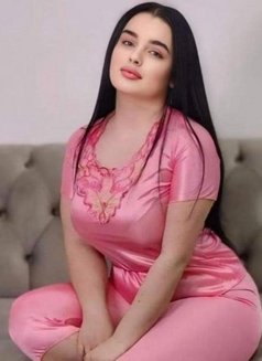 Call Girls in Hauz Khas New Delhi - एस्कॉर्ट in New Delhi Photo 1 of 1