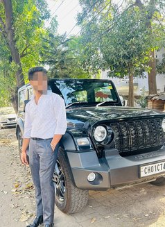 Rohan Malhotra - Male ఎస్కార్ట్ in Noida Photo 1 of 4