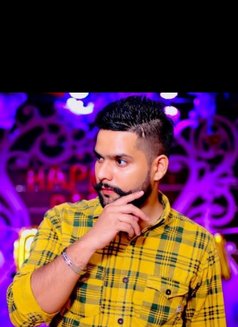 Karanbigbird - Male escort in Chandigarh Photo 2 of 10