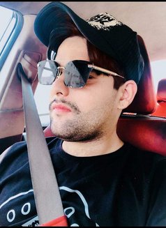 Karanbigbird - Male escort in Chandigarh Photo 7 of 10