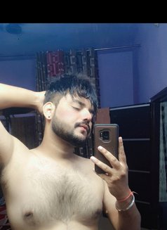 Prabhjot - Male escort in Ludhiana Photo 1 of 4