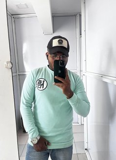 Ajboss - Male escort in Mumbai Photo 3 of 3