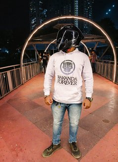 Ajboss - Male escort in Mumbai Photo 3 of 4