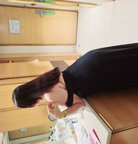 BOLLYWOOD CELEBRITY MODEL ESCORT AGENCY - எஸ்கார்ட் in Mumbai