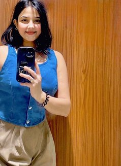 Priya - escort in Kota Photo 2 of 5