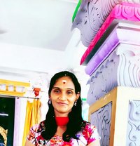 Nishafornasha - एस्कॉर्ट in Hyderabad