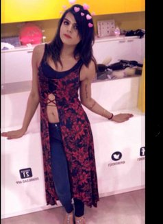 BIGCOCK EROTICSHEMALE - Transsexual ఎస్కార్ట్ in New Delhi Photo 6 of 11