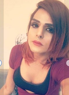 BIGCOCK EROTICSHEMALE - Transsexual ఎస్కార్ట్ in New Delhi Photo 9 of 11