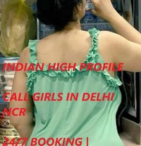 Call Girls in New Friends Colony - एस्कॉर्ट in New Delhi
