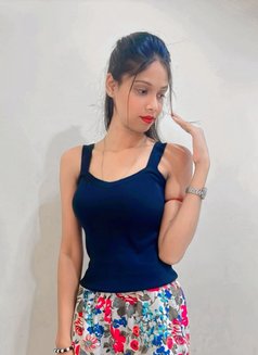 Nikitashrama - ఎస్కార్ట్ in Bangalore Photo 2 of 5