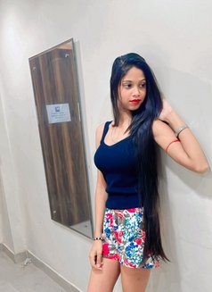 Nikitashrama - ఎస్కార్ట్ in Bangalore Photo 3 of 5