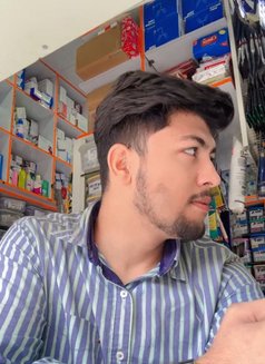 Lets Meet Harry - Male एस्कॉर्ट in Noida Photo 1 of 3