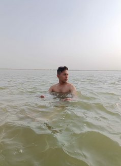 Rohan 5. 7ft - Male escort in Ghaziabad Photo 2 of 5