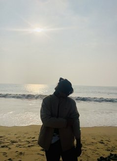 Leo - Male escort in Bangalore Photo 2 of 5