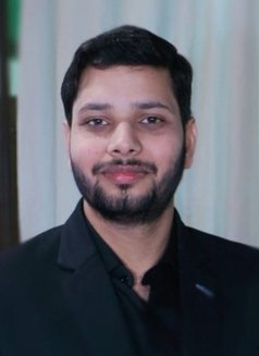 Freelancer - Male escort in Agra Photo 4 of 4