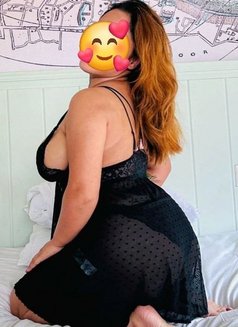 Sheena Sharma - எஸ்கார்ட் in New Delhi Photo 4 of 6