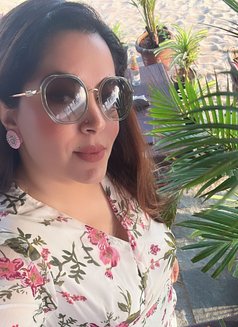 Sheena Sharma - எஸ்கார்ட் in New Delhi Photo 6 of 6