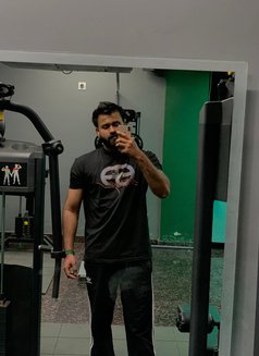 Aayan 9inch Male Escort - Male एस्कॉर्ट in New Delhi Photo 13 of 18