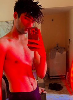 Maxx - Male escort in Bangalore Photo 3 of 6