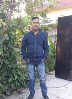 Sameerdewan - Male எஸ்கார்ட் in New Delhi Photo 1 of 1