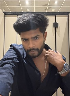 Ru Ru - Male escort in Mumbai Photo 6 of 7