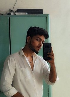 Talibkhanyusufzai - Male escort in Mumbai Photo 1 of 5
