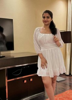 Jinu - ఎస్కార్ట్ in Kozhikode Photo 1 of 2