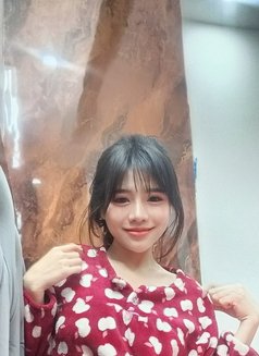 Lucy Y - escort in Gurgaon Photo 4 of 4