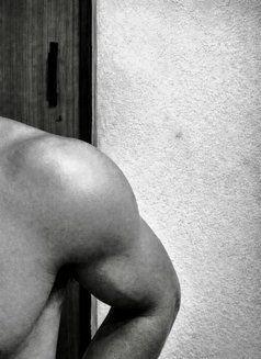 Deepak - Male escort in Ludhiana Photo 1 of 2