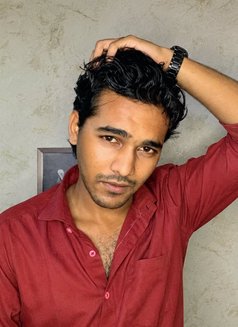 Pratham Singh - Male escort in Mumbai Photo 3 of 6