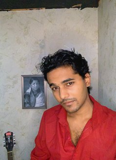 Pratham Singh - Male escort in Mumbai Photo 4 of 6