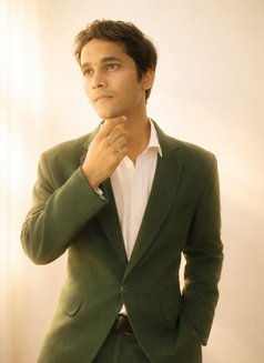 Pratham Singh - Male escort in Mumbai Photo 5 of 6