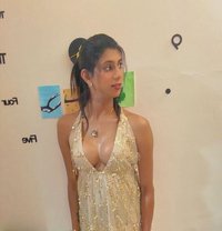 Dora - Transsexual escort in Bangalore